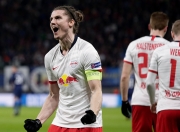 武大靖赛后谦逊发言登热搜，莱比锡横扫热刺引发热议(武大靖是什么世界冠军)